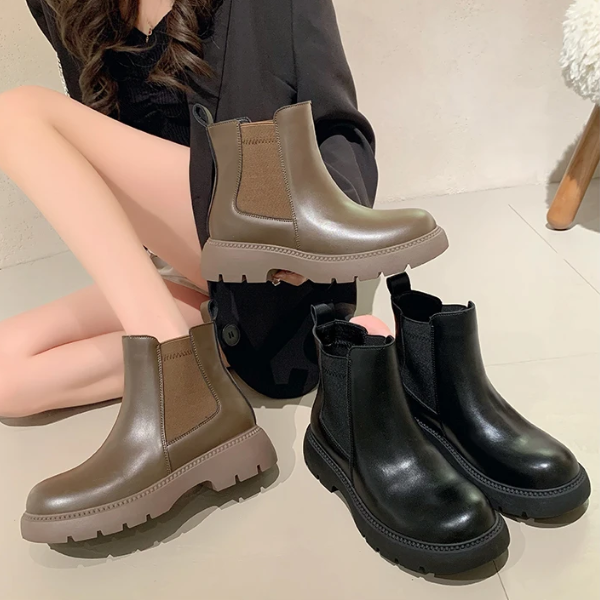 Damen  Boots aus Leder mit rutschfester Sohle