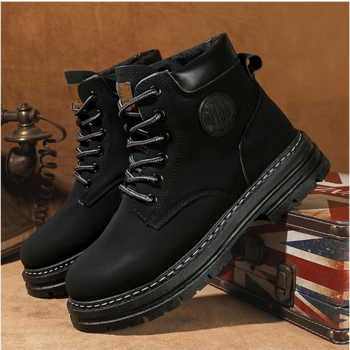 Herren Boots mit wasserdichtem Obermaterial und stabiler Gummisohle