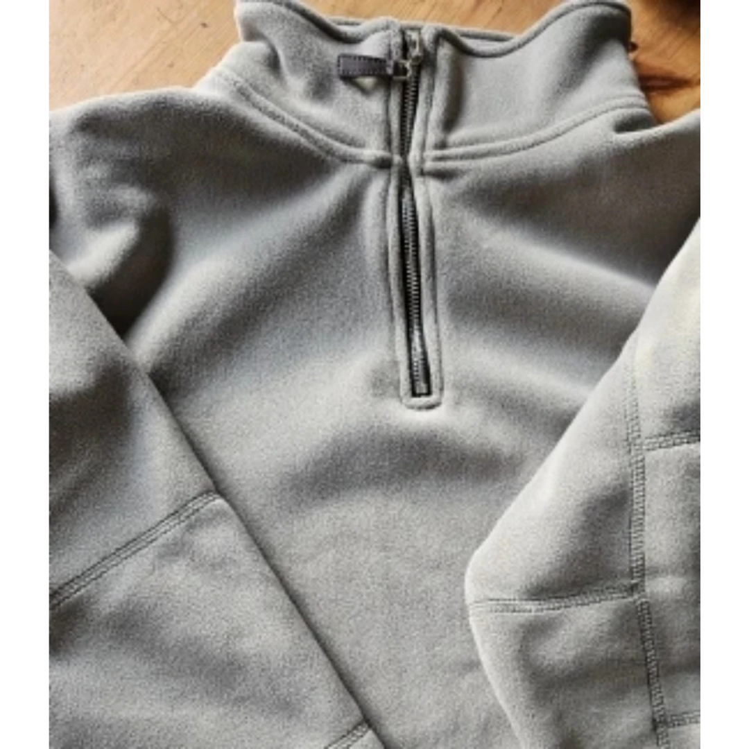 Weicher Fleece Pullover mit Reißverschluss und Stehkragen