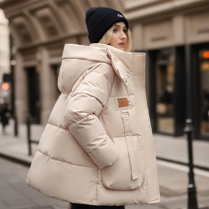 Luxuriöse warme Winterjacke