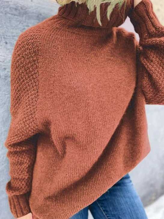 Modischer Strickpullover