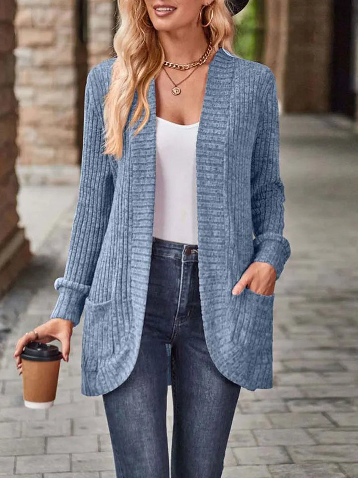 Lässige Strickjacke