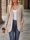 Lässige Strickjacke