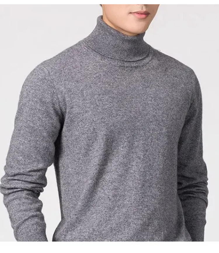 Klassischer Rollkragenpullover aus Feinstrick