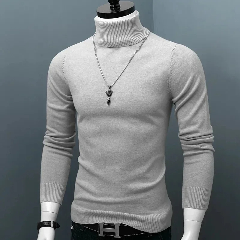 Enganliegender Strickpullover Slim Fit