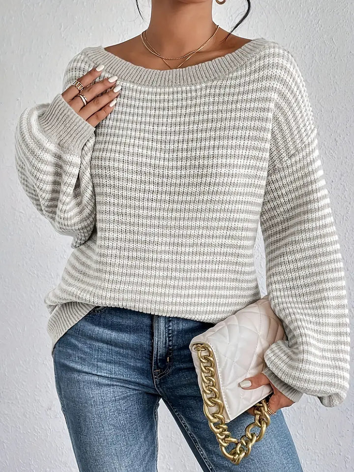 Strickpullover mit abgesenkten Schultern