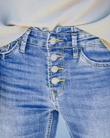 Stilvolle Denim-Mode für Frauen mit Klasse 2024