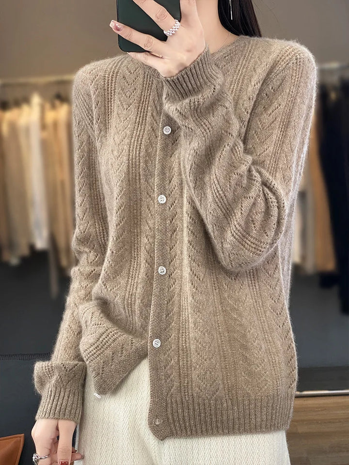 Weicher Strickcardigan mit Zopfmuster