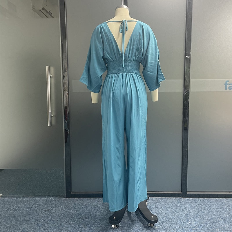 Hochmoderner Einteiler - Lässiger Jumpsuit mit elastischem Bund und weiten Hosenbeinen