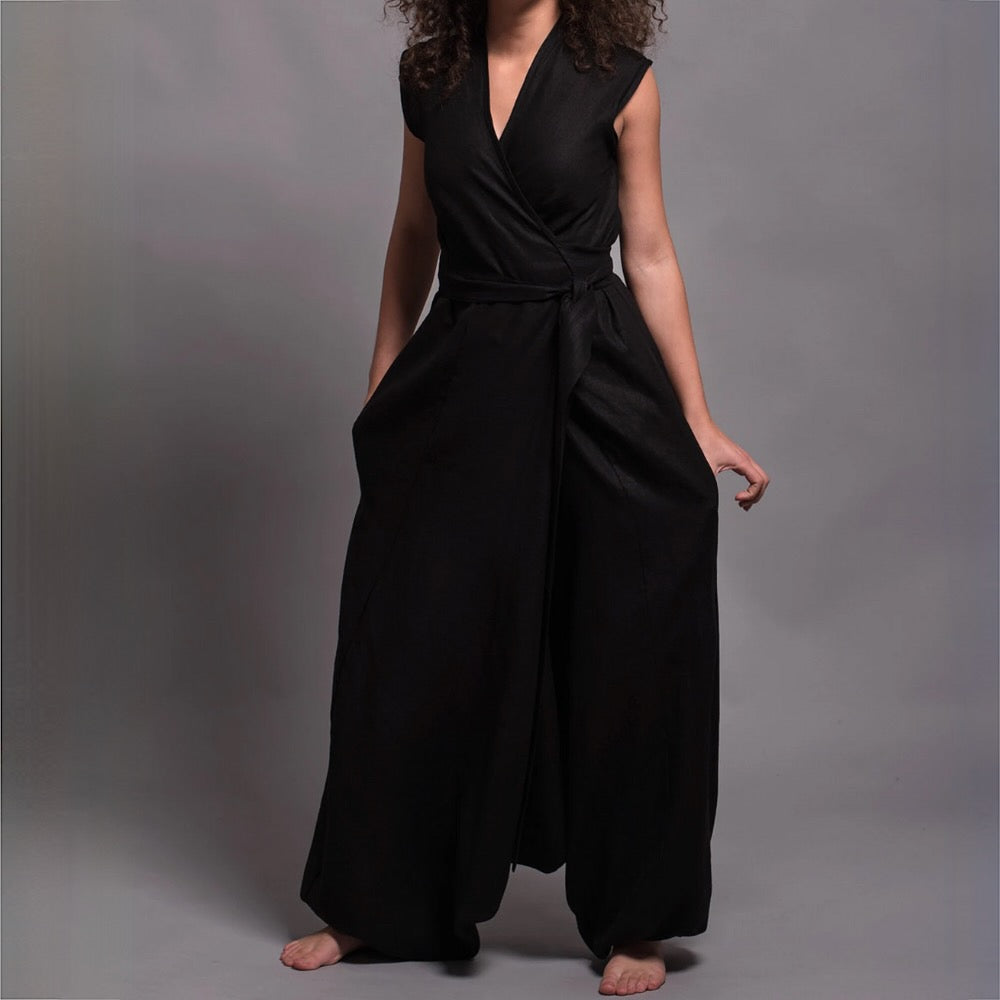 Eleganter schwarzer Jumpsuit