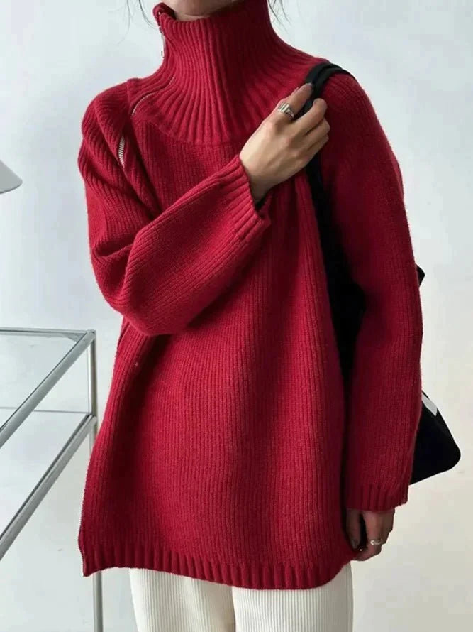 Roter einfarbiger Pullover mit hohem Halsausschnitt