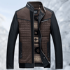 Die kuschelig warme Jacke mit elegantem Innen-Print